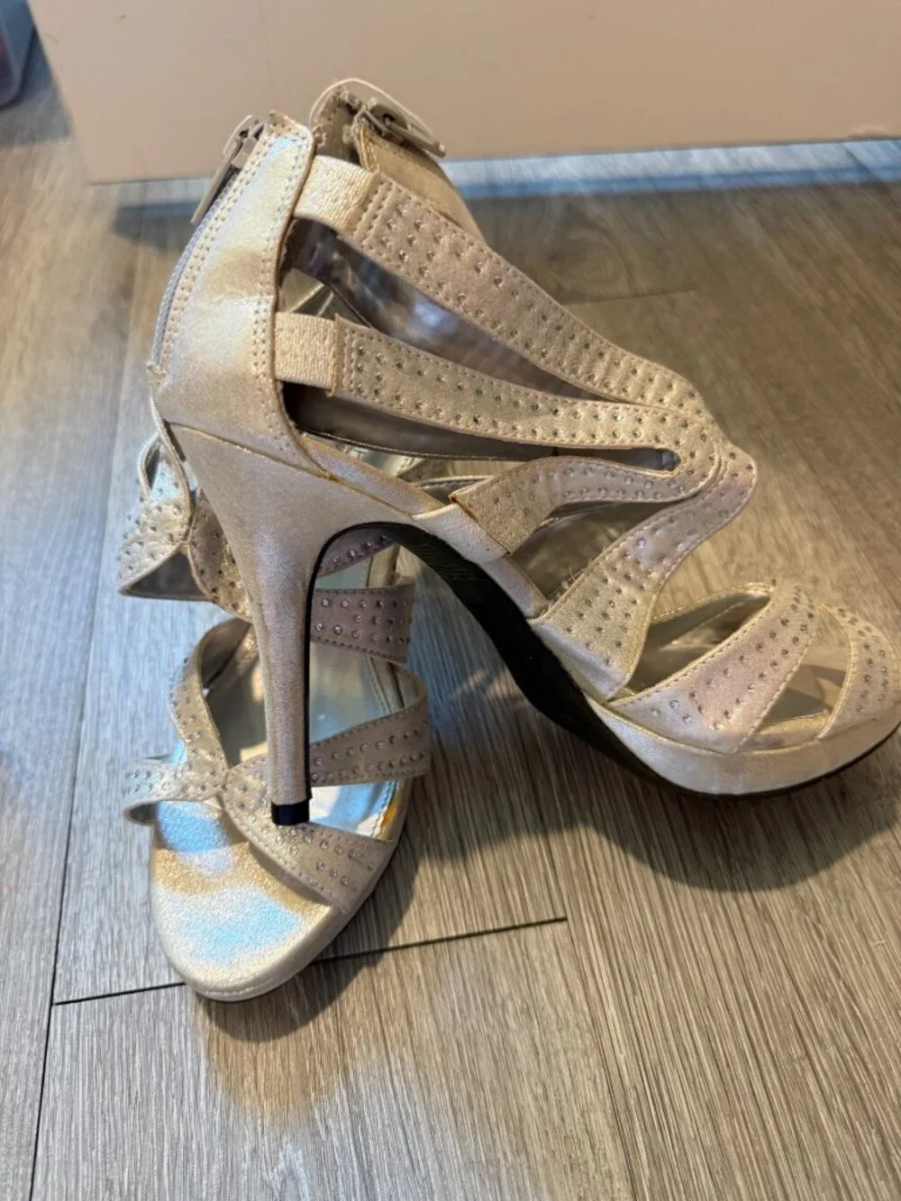 Fioni Night Silver Strappy Heels Size 7